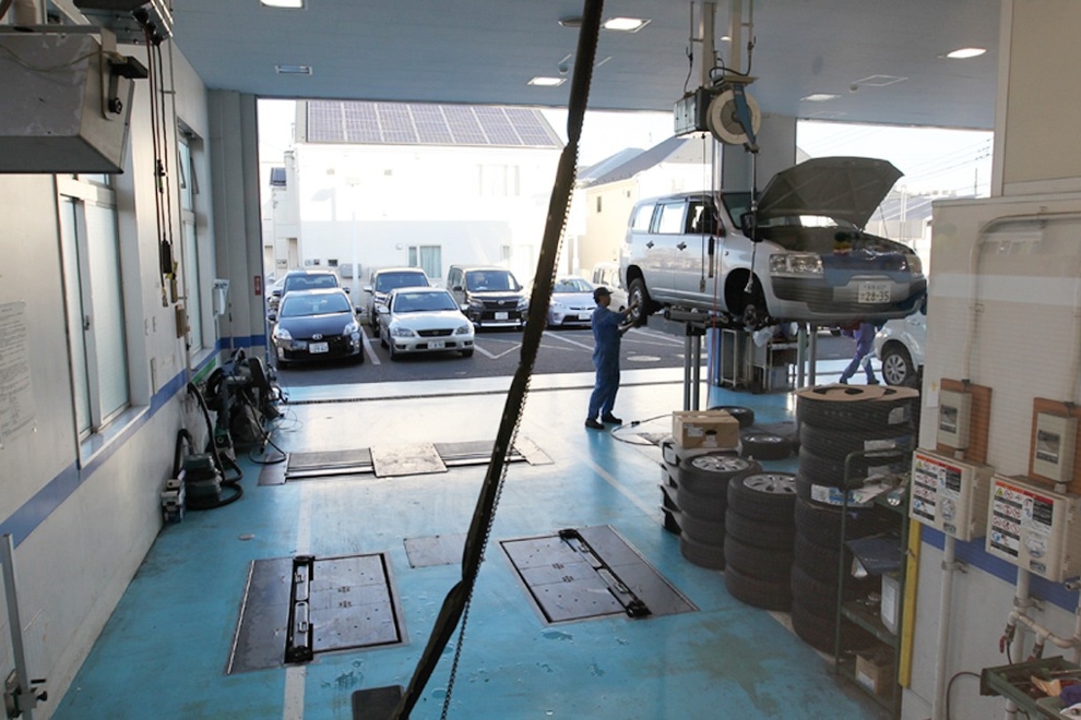 国立店 サービス工場