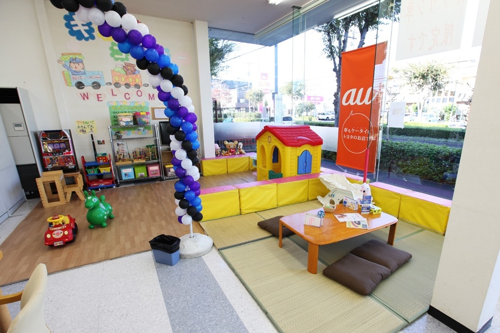八王子由木店 キッズコーナー