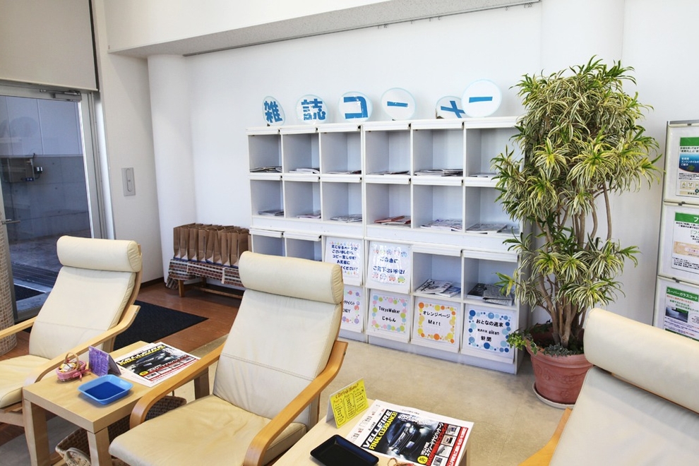 八王子みなみ野店 店内写真